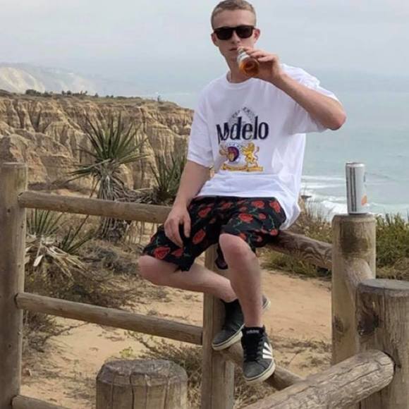 Meet your Posher, Paul - Picture 1 of 1